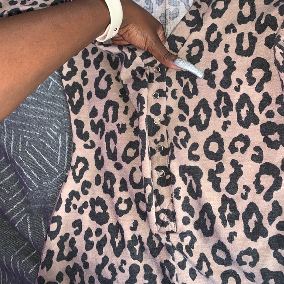 Windsor Cheetah Print Romper - Picture 2 of 7